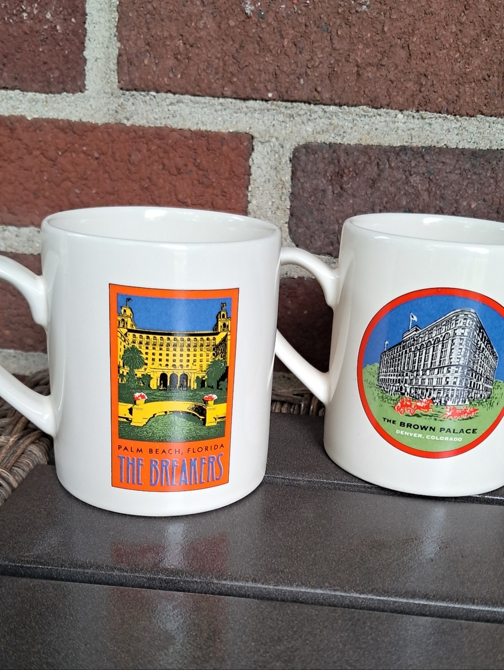 Grand American Hotel coffee mugs (4)